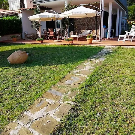 La Casa Sulla Scogliera فندق 3*
